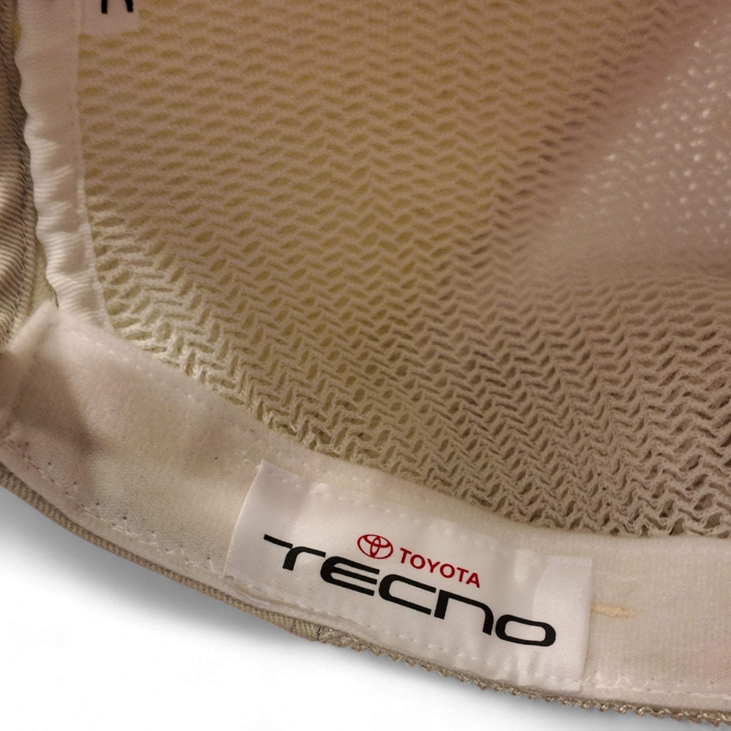 Toyota Corolla Tecno Cap